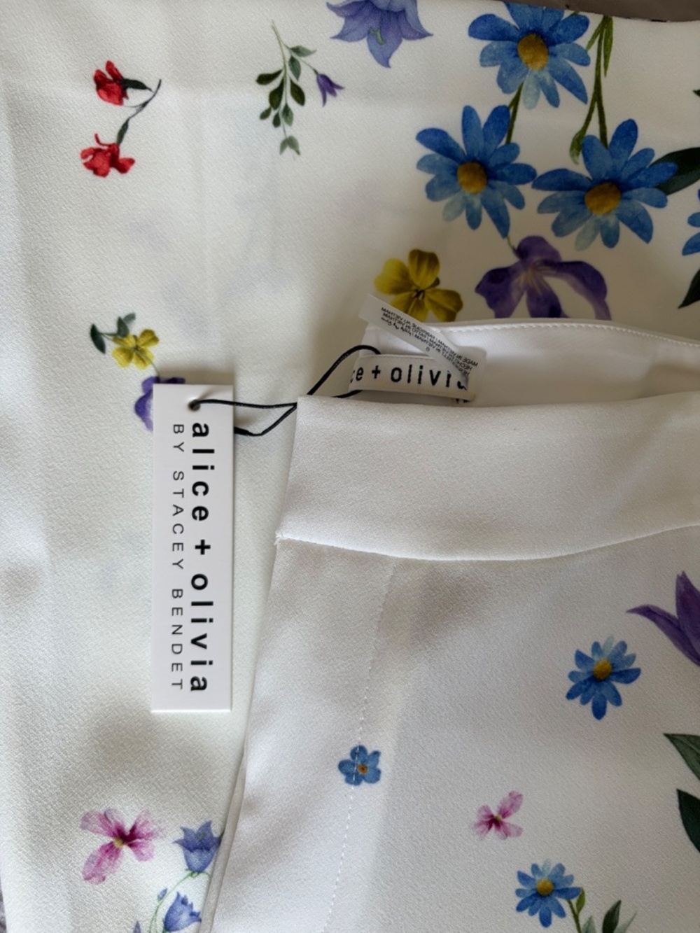 Alice + Olivia Andrew Pants Twisting Vines Off White size 6 - Picture 8 of 12